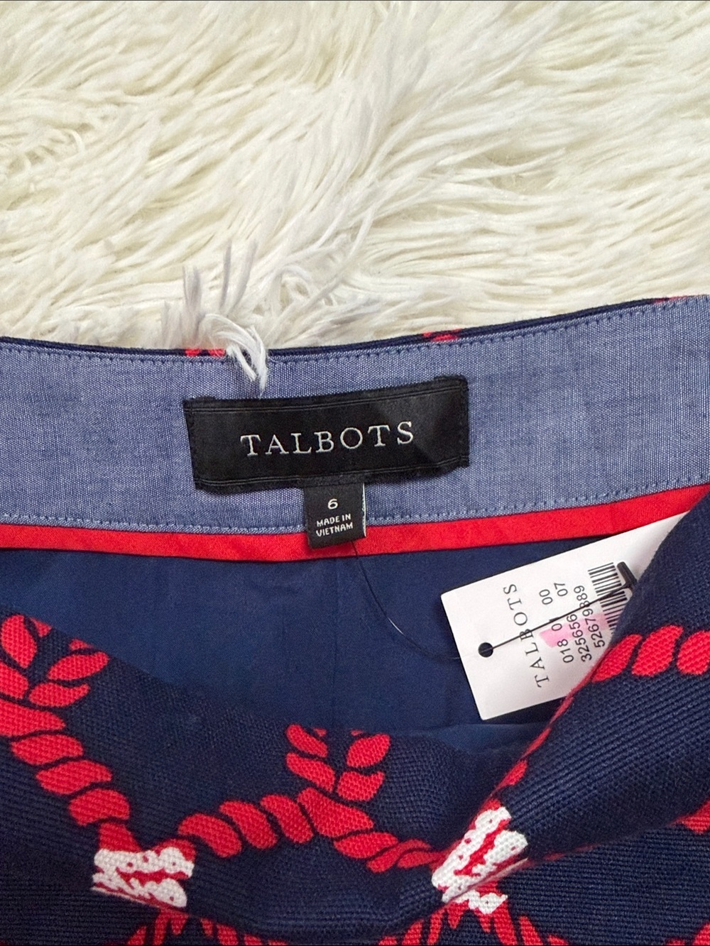 Talbots Navy Skirt with Red Rope Pattern - Picture 3 of 5